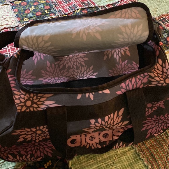 Adidas Canvas Gym Bag - Picture 6 of 6